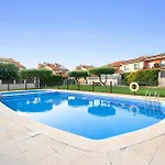 Hébergement de vacances Casa Cubi *