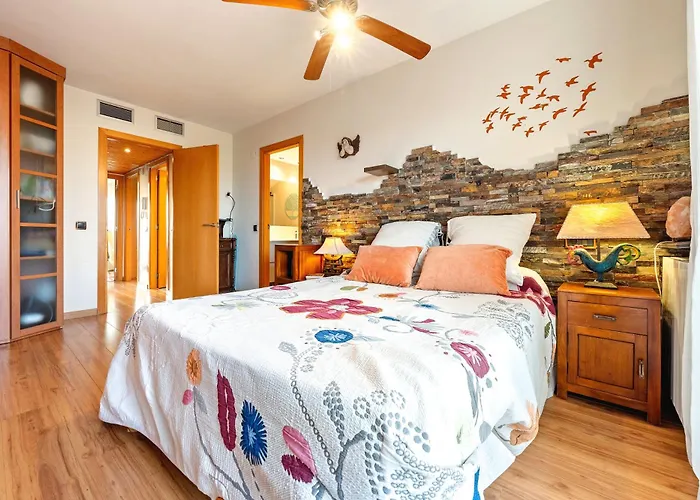 Casa Cubi * كامبريلس